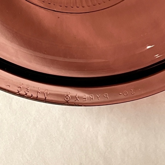 Pyrex Corning Cranberry Visions 1Qt. Casserole V-31-B Set of 2 and Lid V-1.5-C - Picture 6 of 8